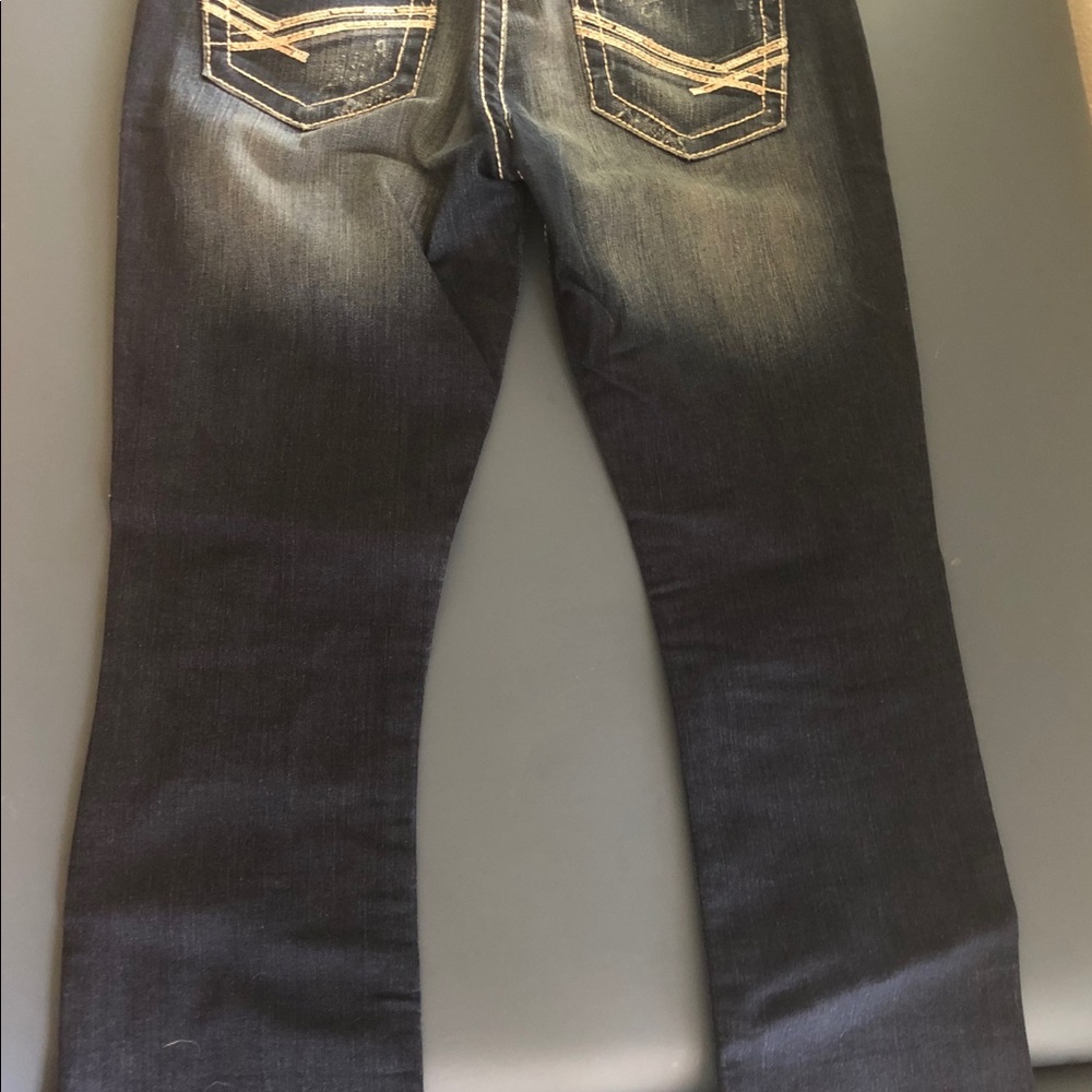 Capri’s - Picture 4 of 4